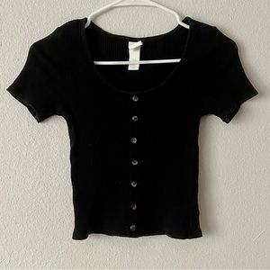 H&M Ribbed top with buttons
